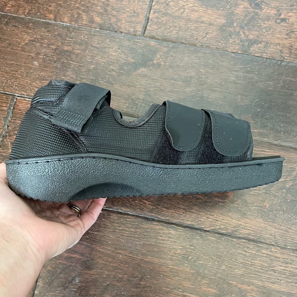 ProCare Post Op Medical Support Shoe Women Small Right Foot Adjustable Orthotics